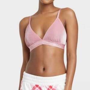 NWT Colsie Bralette🩷